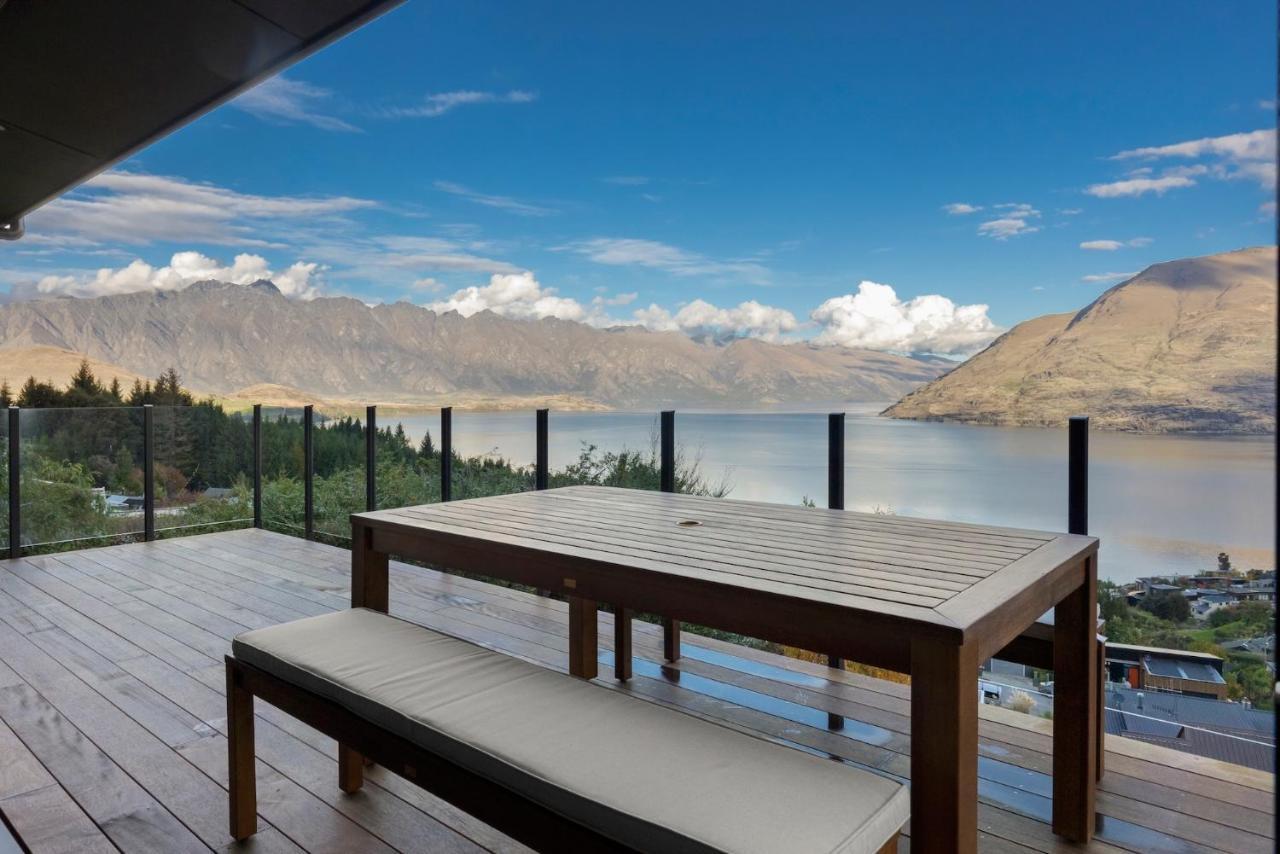 Rivendell, Luxury Cliff Top Home, Queenstown - Spa & Sauna Exterior foto